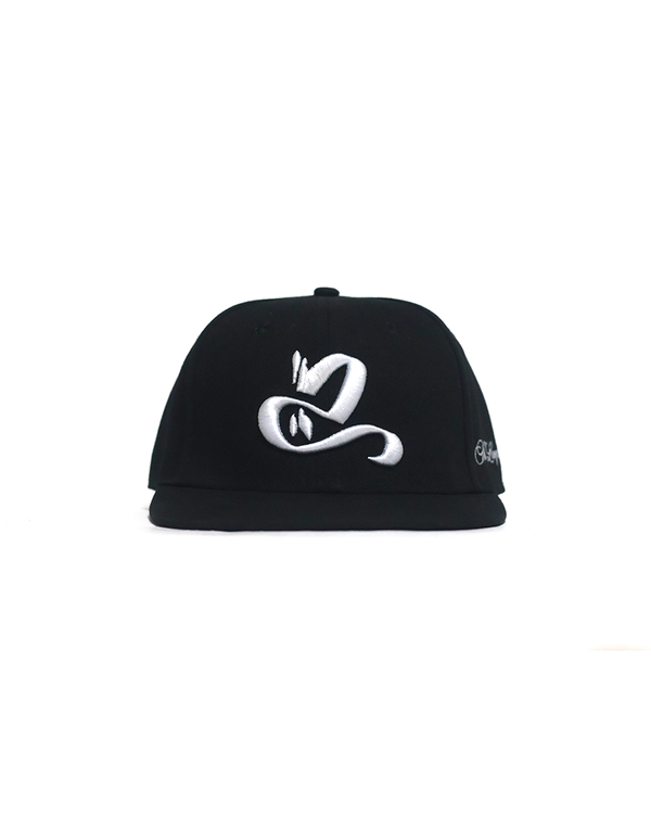ESSENTIAL FITTED CAP
