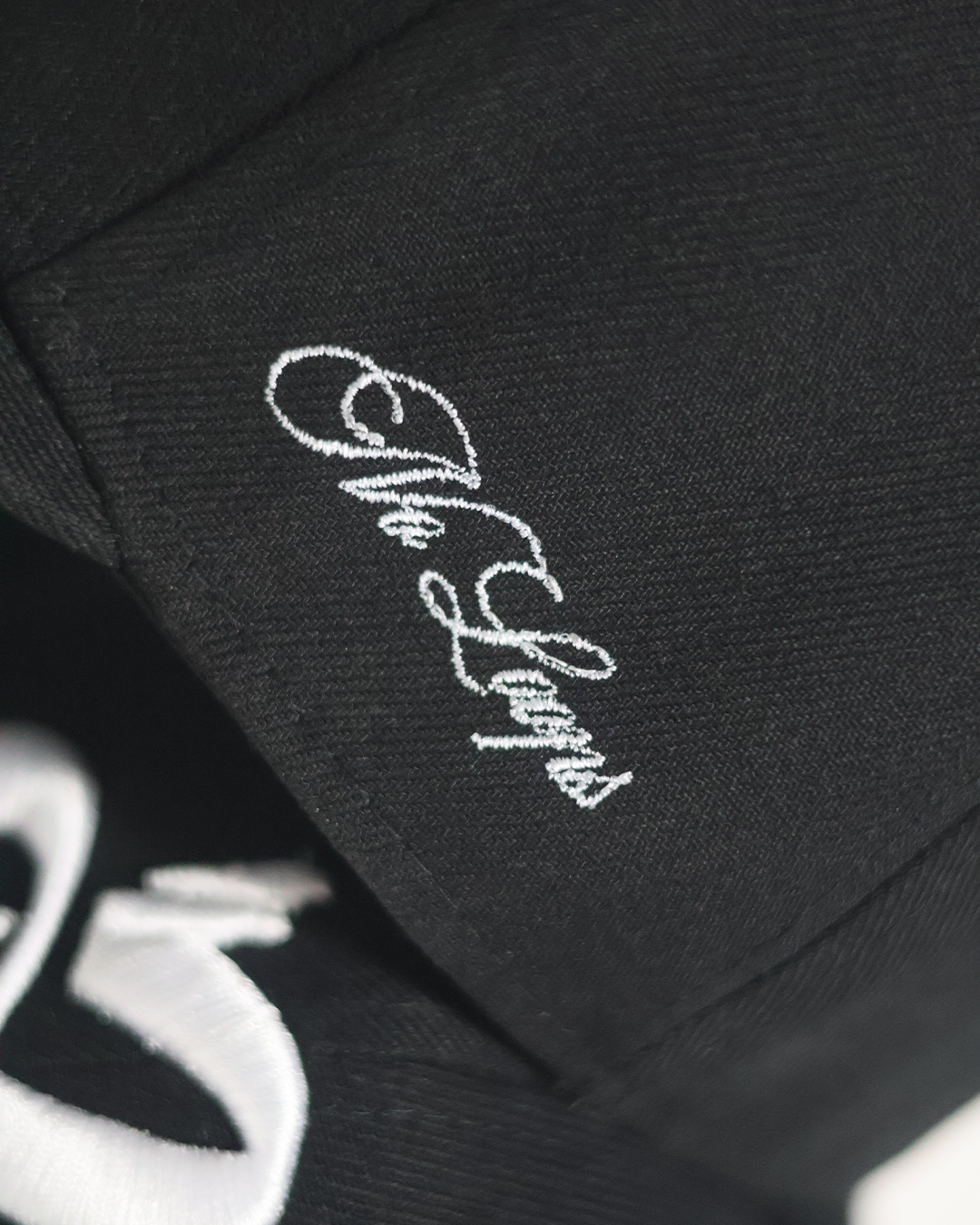 ESSENTIAL FITTED CAP